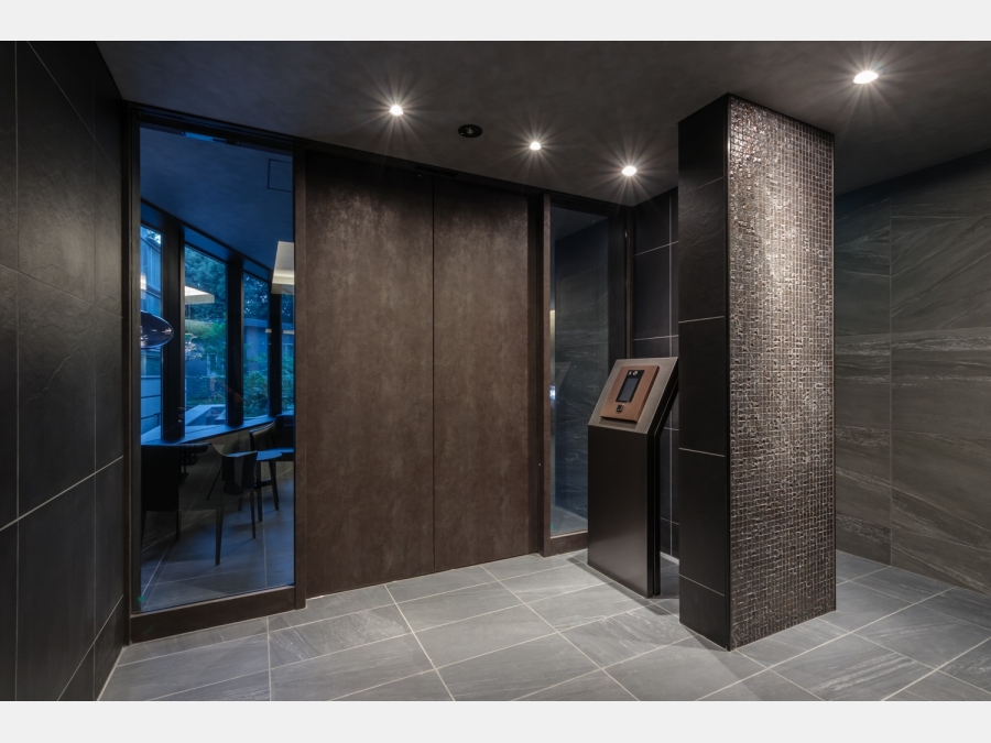 エントランスホール